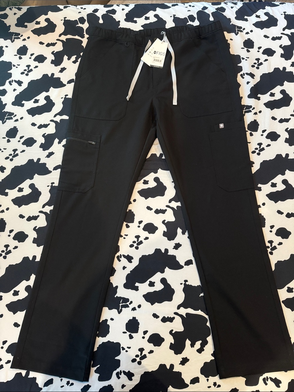 FIGS Cairo Black Men’s Scrub Pants with Drawstring Waist
